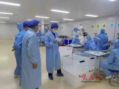 省藥監(jiān)局駐慶稽查五處多措并舉開(kāi)展醫(yī)療器械生產(chǎn)企業(yè)風(fēng)險(xiǎn)隱患排查化解工作