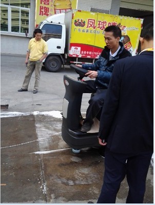 洗地機(jī)、掃地機(jī)與配套設(shè)備全解析 選購(gòu)指南與廠家圖鑒